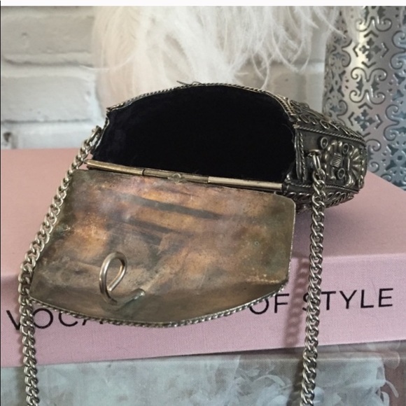 Vintage Metal Bag with black genuine onyx stone detail - Picture 4 of 4